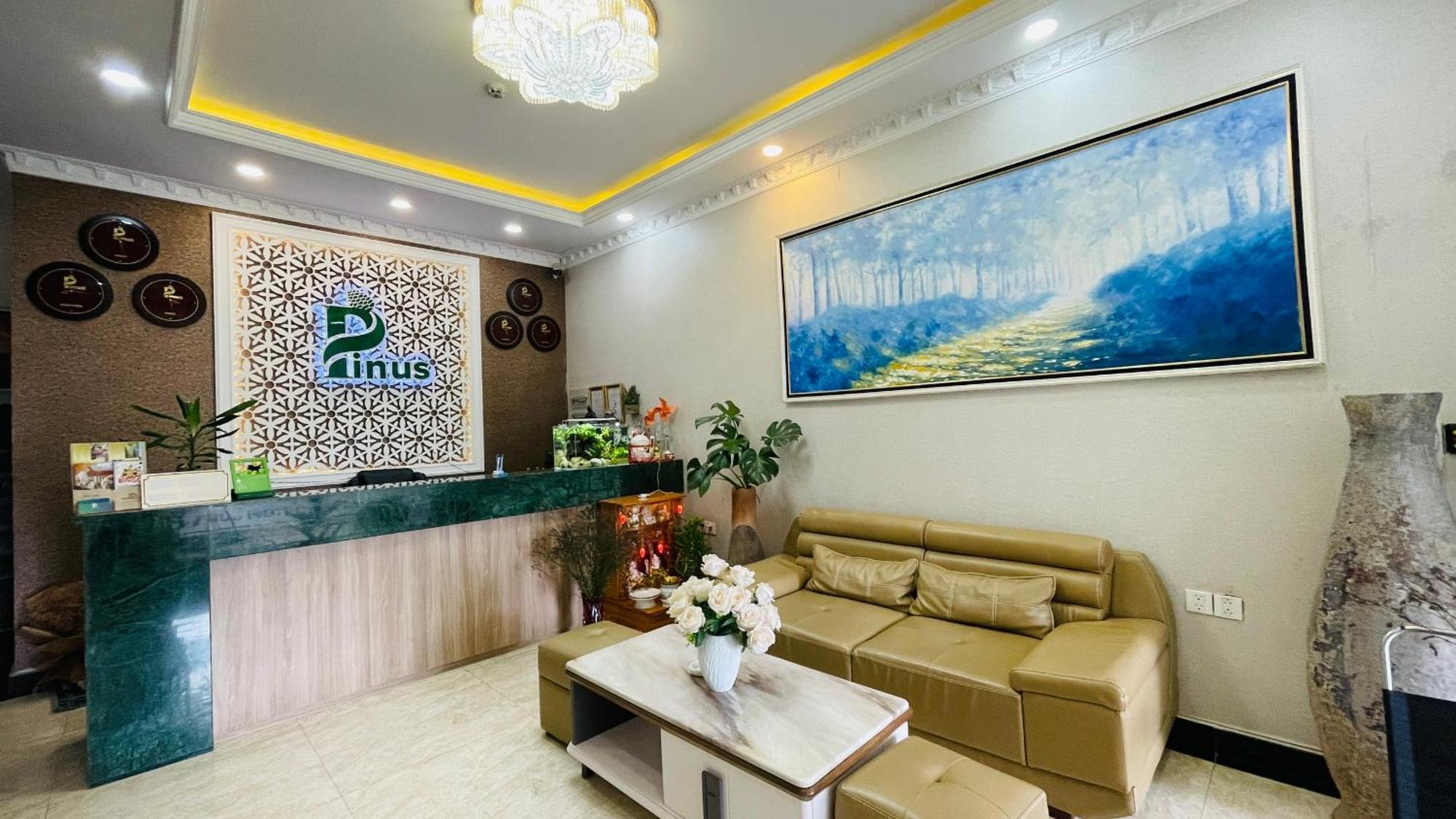 Pinus Hotel Da Lat Exterior photo